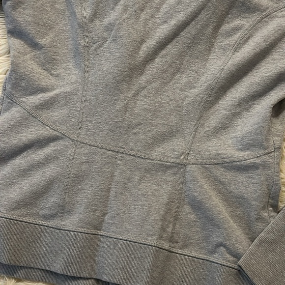 Lucy Activewear Asymmetrical Sweatshirt Jacket Gray Size Medium - Picture 6 of 8